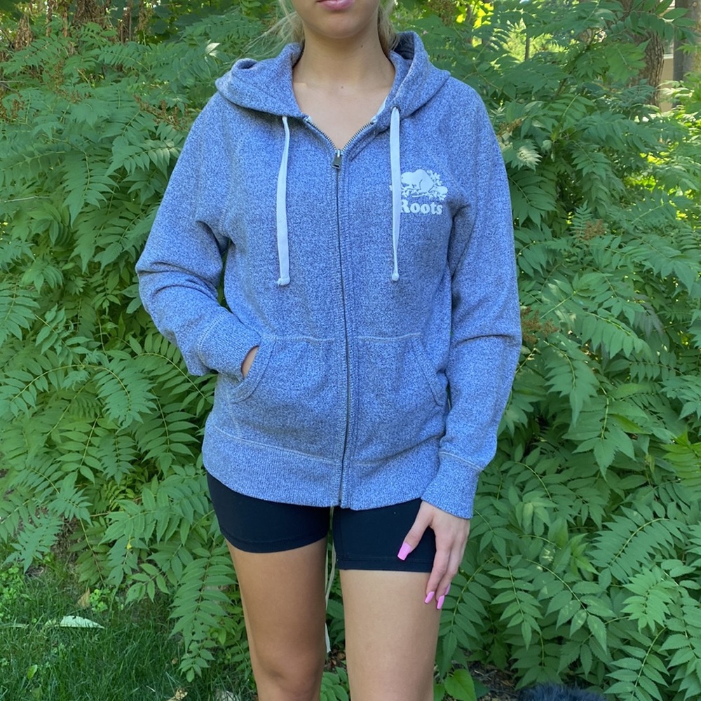 Ladies Roots hoodie.  Size small, salt and pepper.